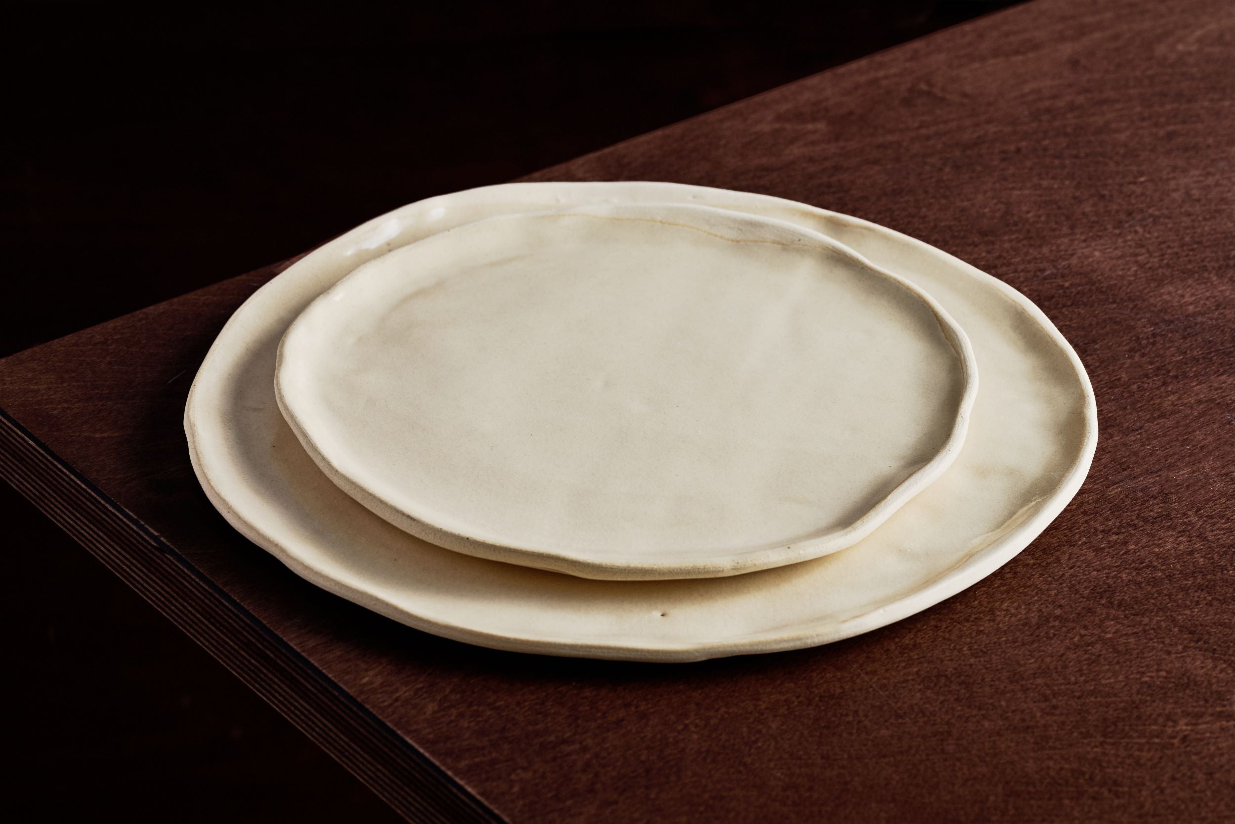 Eliana Plate in Cream