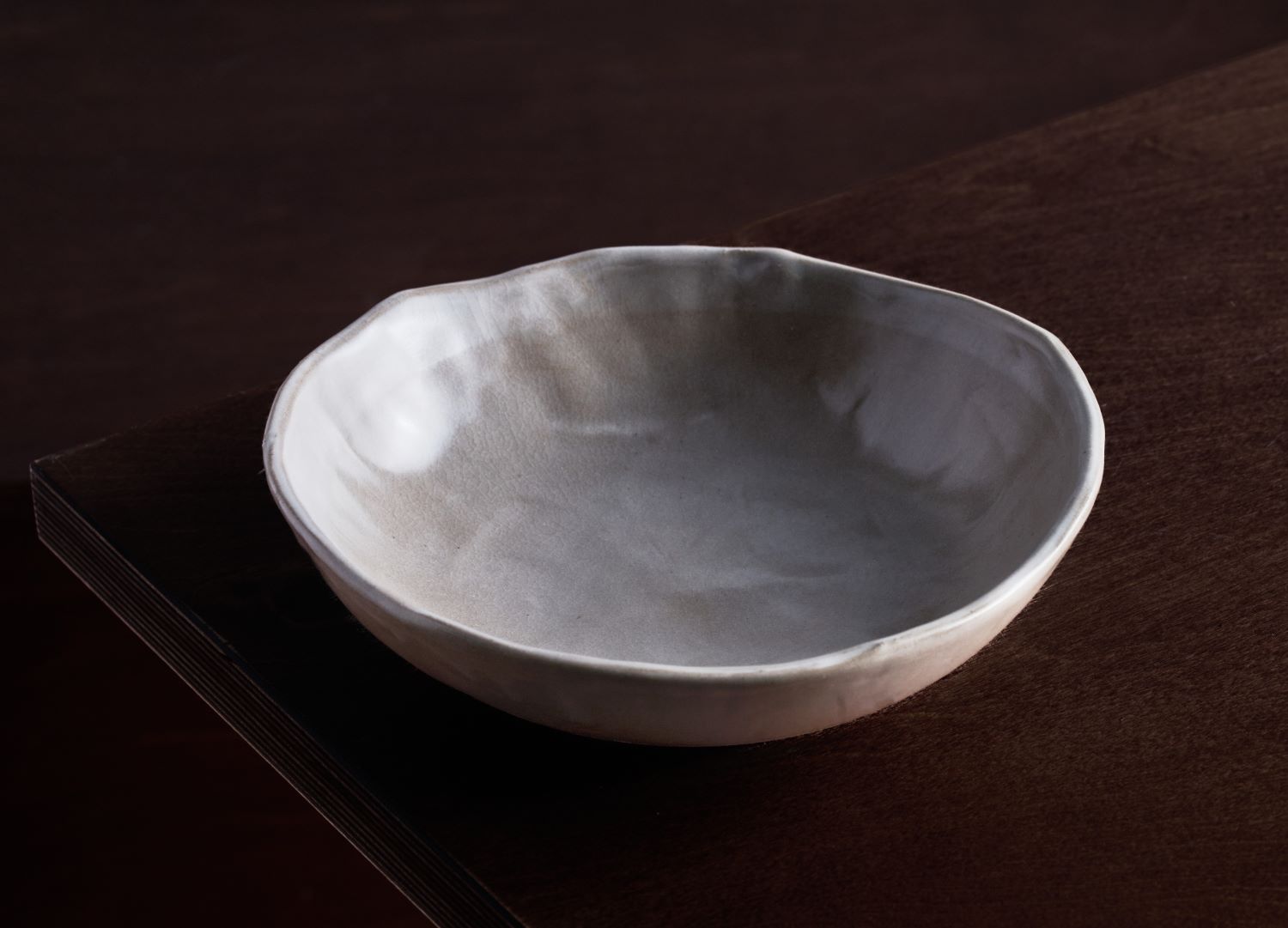 Eliana Wide Bowl in Grey